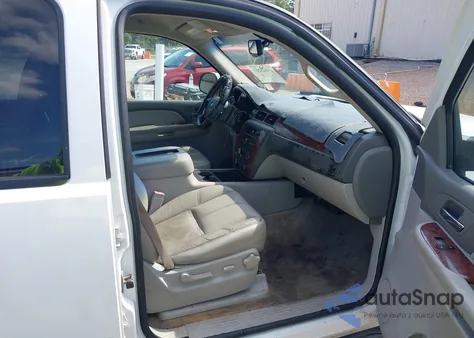 2009 Chevrolet Tahoe Lt2 из США, поврежденный, VIN 1GNFC23069R300893